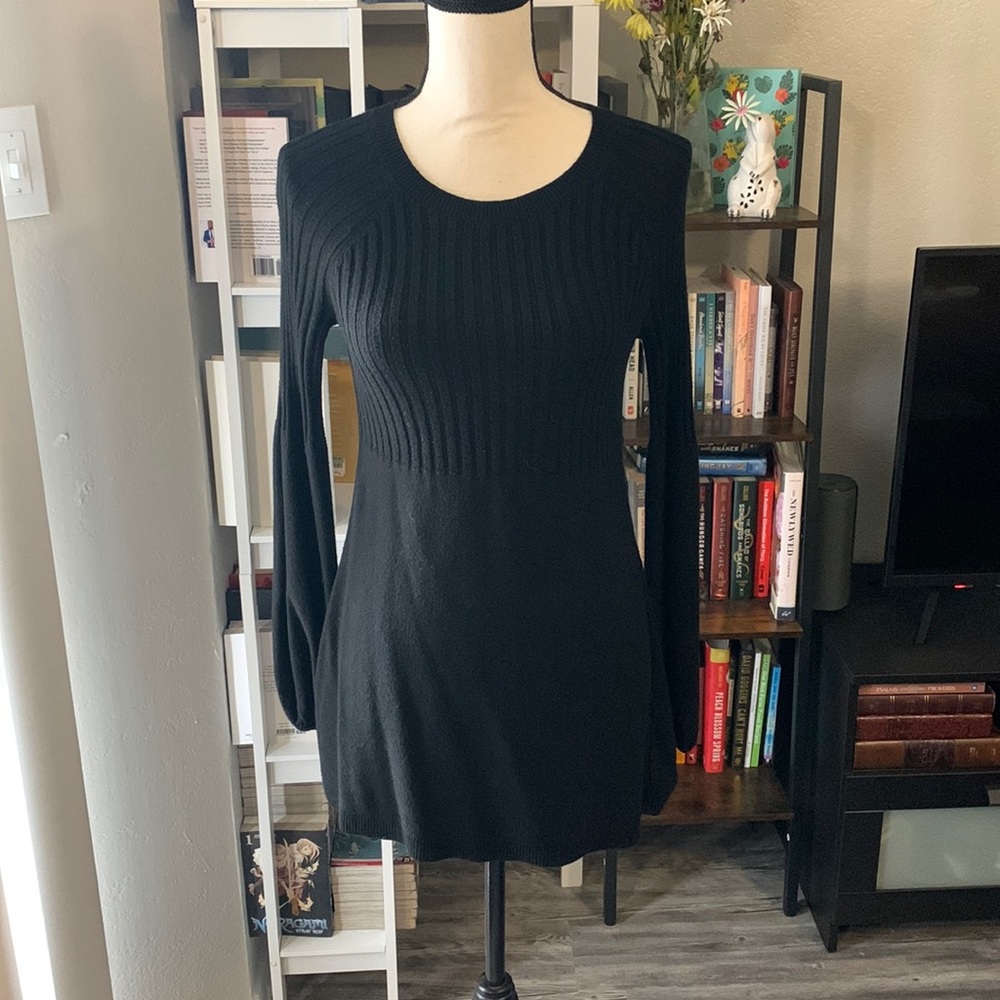 Cute Top w/ Delicate Sparkle | Apt. 9